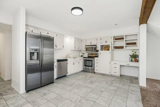 $210,000 | 224 Southwest Pinetree Lane, Lee's Summit, MO 64063