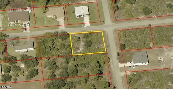 $20,000 | 906 East 9th Street, Lehigh Acres, FL 33972