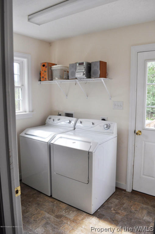 3939 Custis Millpond Road West Point, VA 23181 - Photo 15 of 17 Gallery Image 15