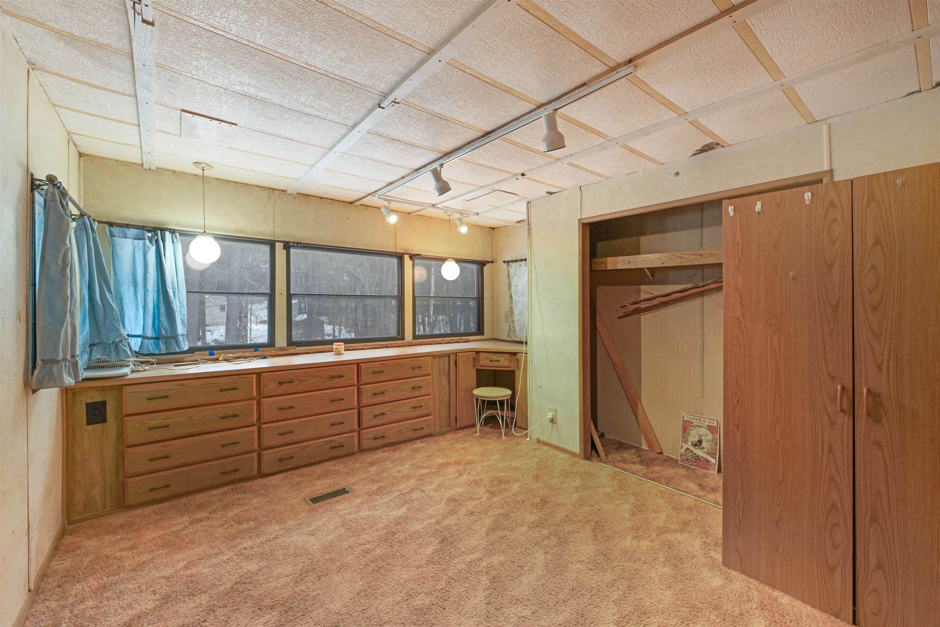 178 Taylor Street Milton, VT 05468 - Photo 12 of 22