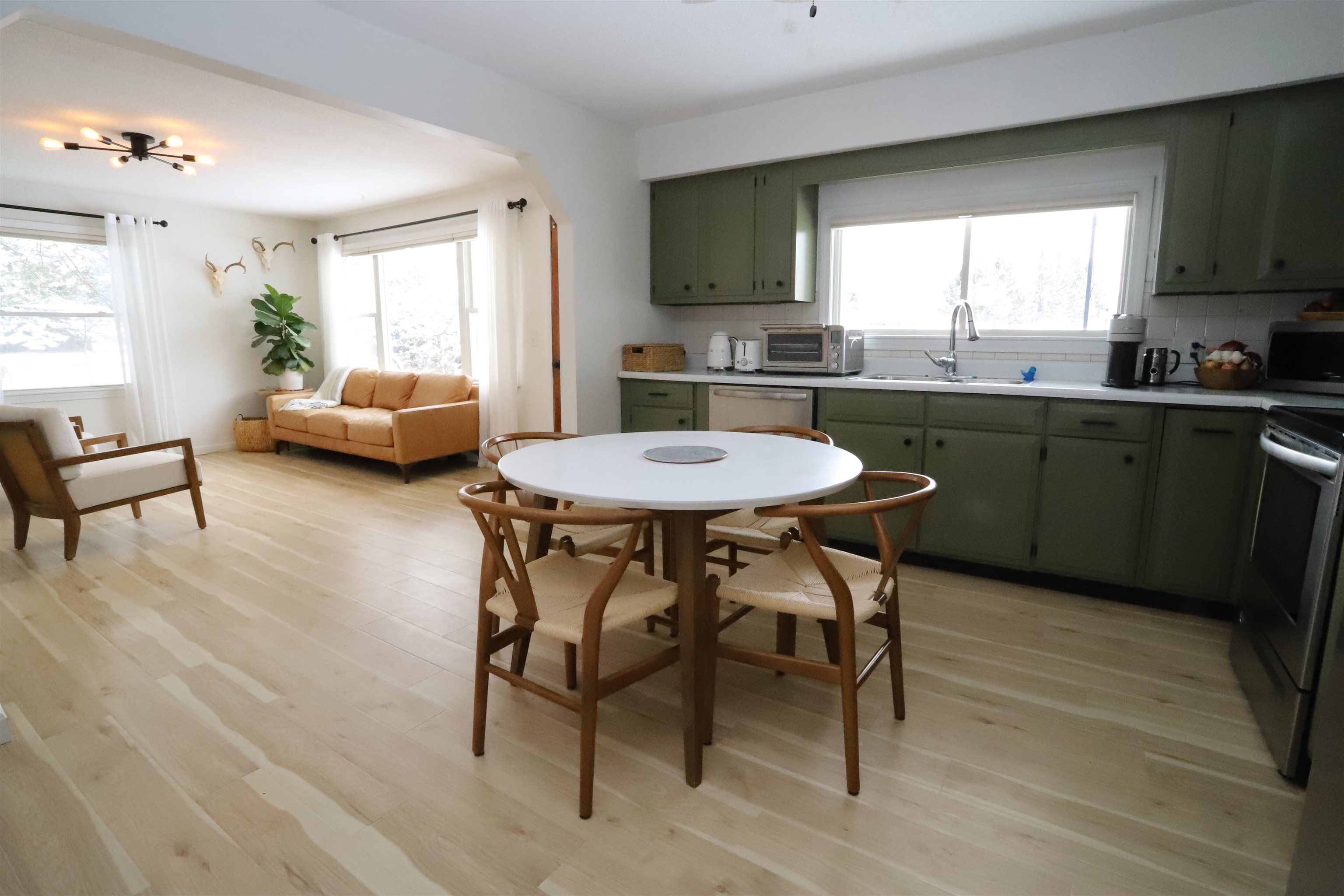 936 Elm Street Derby, VT 05830 - Photo 4 of 21