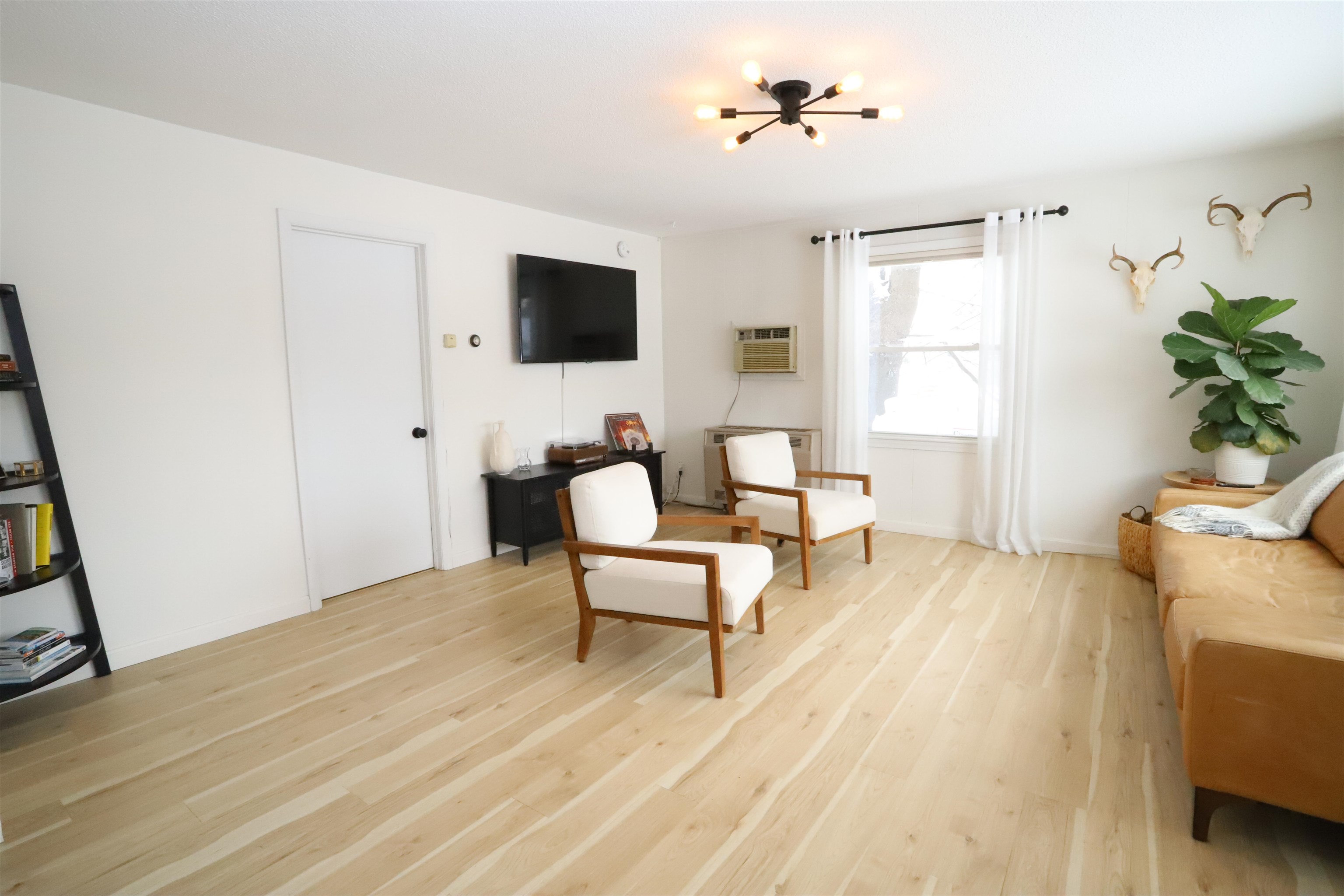 936 Elm Street Derby, VT 05830 - Photo 10 of 21