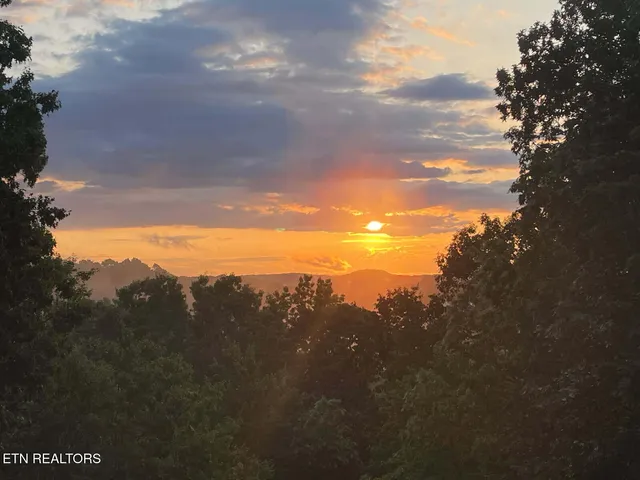 $93,000 | 256 West Mountain Drive, Rockwood, TN 37854