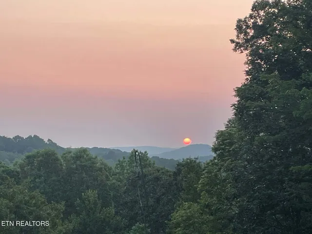 $93,000 | 256 West Mountain Drive, Rockwood, TN 37854