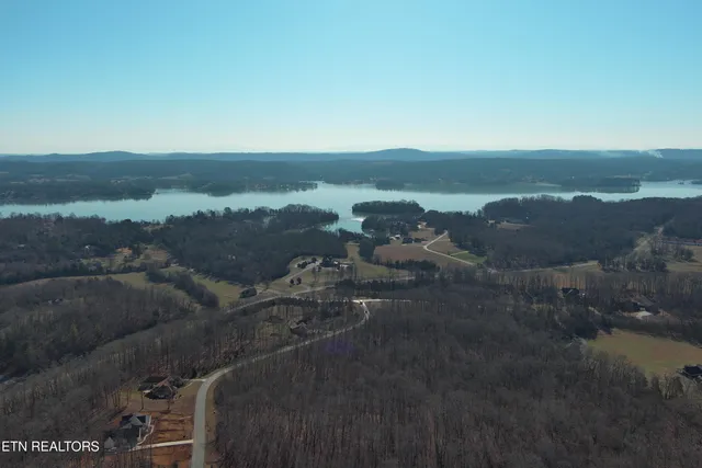 $93,000 | 256 West Mountain Drive, Rockwood, TN 37854