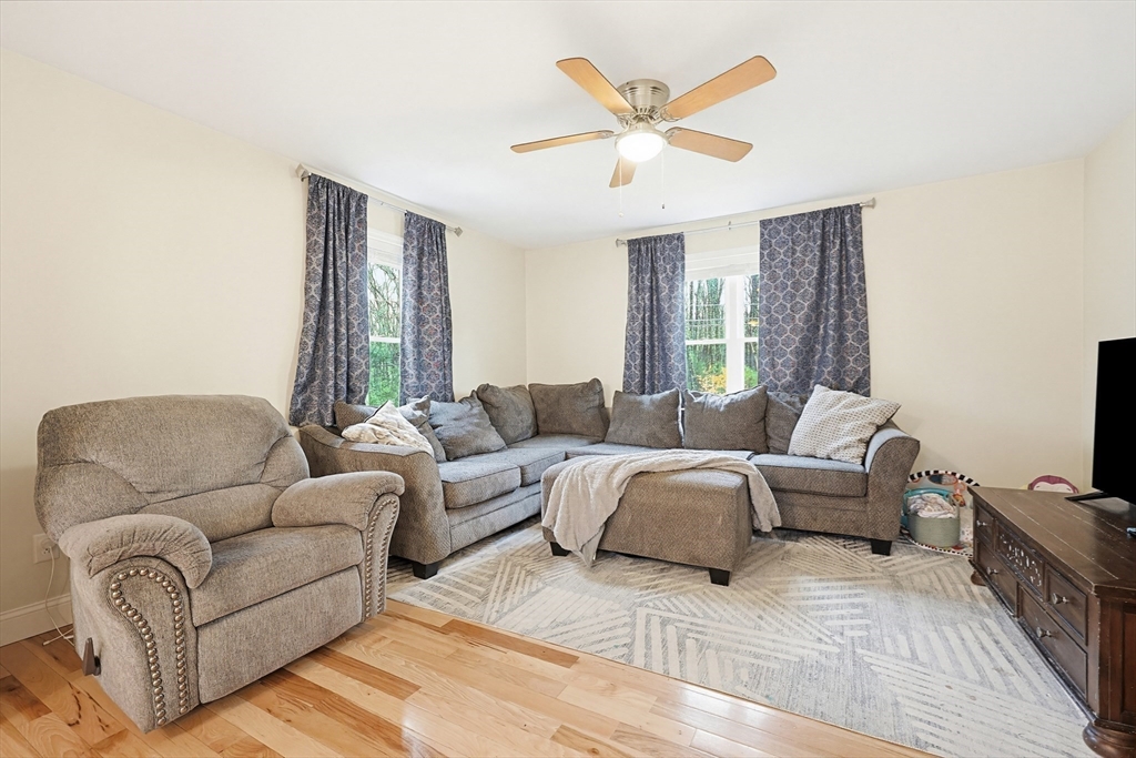 16 I Capen Road Spencer, MA 01562 - Photo 12 of 34