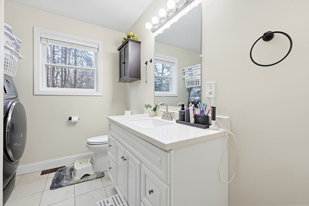 16 I Capen Road Spencer, MA 01562 - Photo 25 of 34