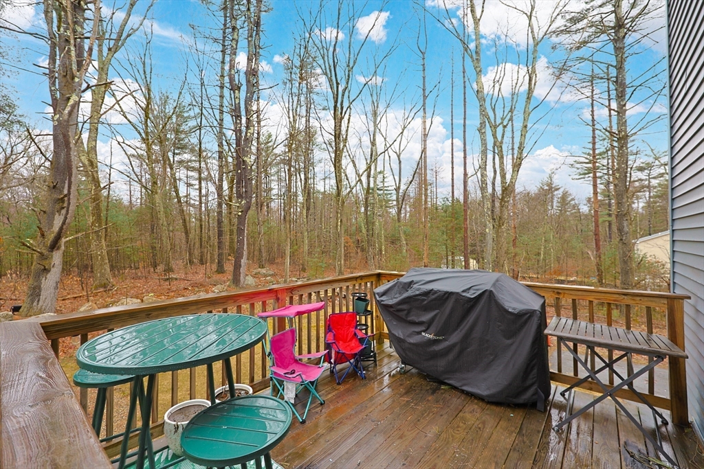 16 I Capen Road Spencer, MA 01562 - Photo 31 of 34