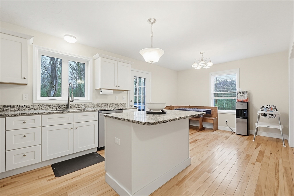 16 I Capen Road Spencer, MA 01562 - Photo 4 of 34