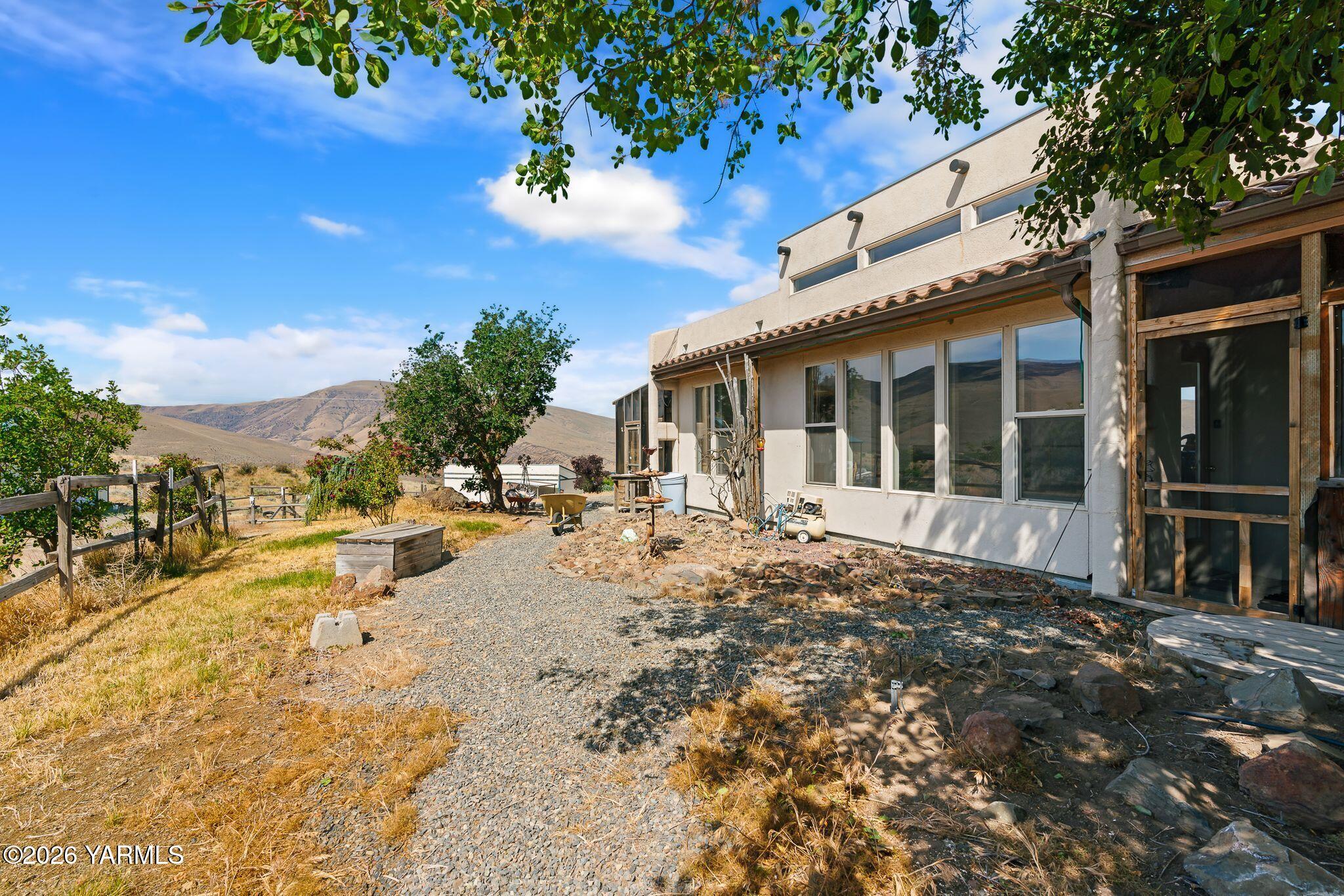 723 Burbank Creek Road Yakima, WA 98901 - Photo 27 of 48 723 Burbank Creek Rd-27
