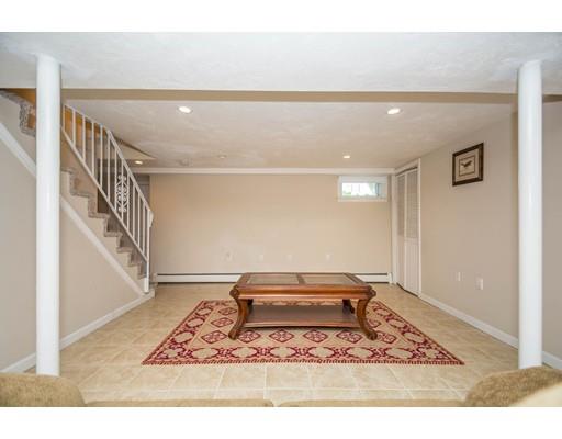 8 Meadowbrook Road Saugus, MA 01906 - Photo 18 of 25 Gallery Image 18