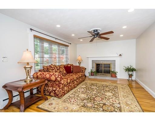 8 Meadowbrook Road Saugus, MA 01906 - Photo 3 of 25 Gallery Image 3