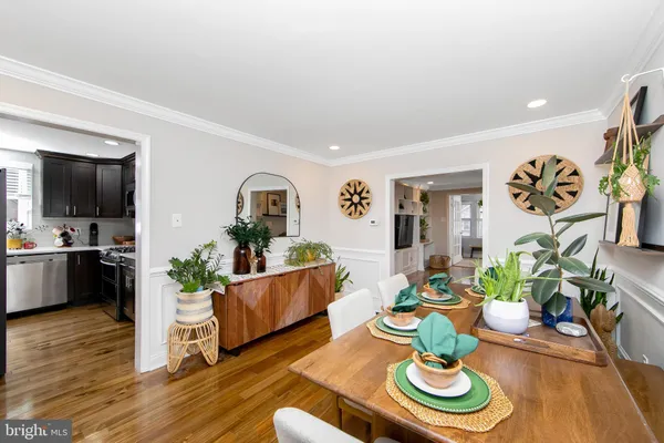 $2,600 | 22 West 6th Avenue, Runnemede, NJ 08078