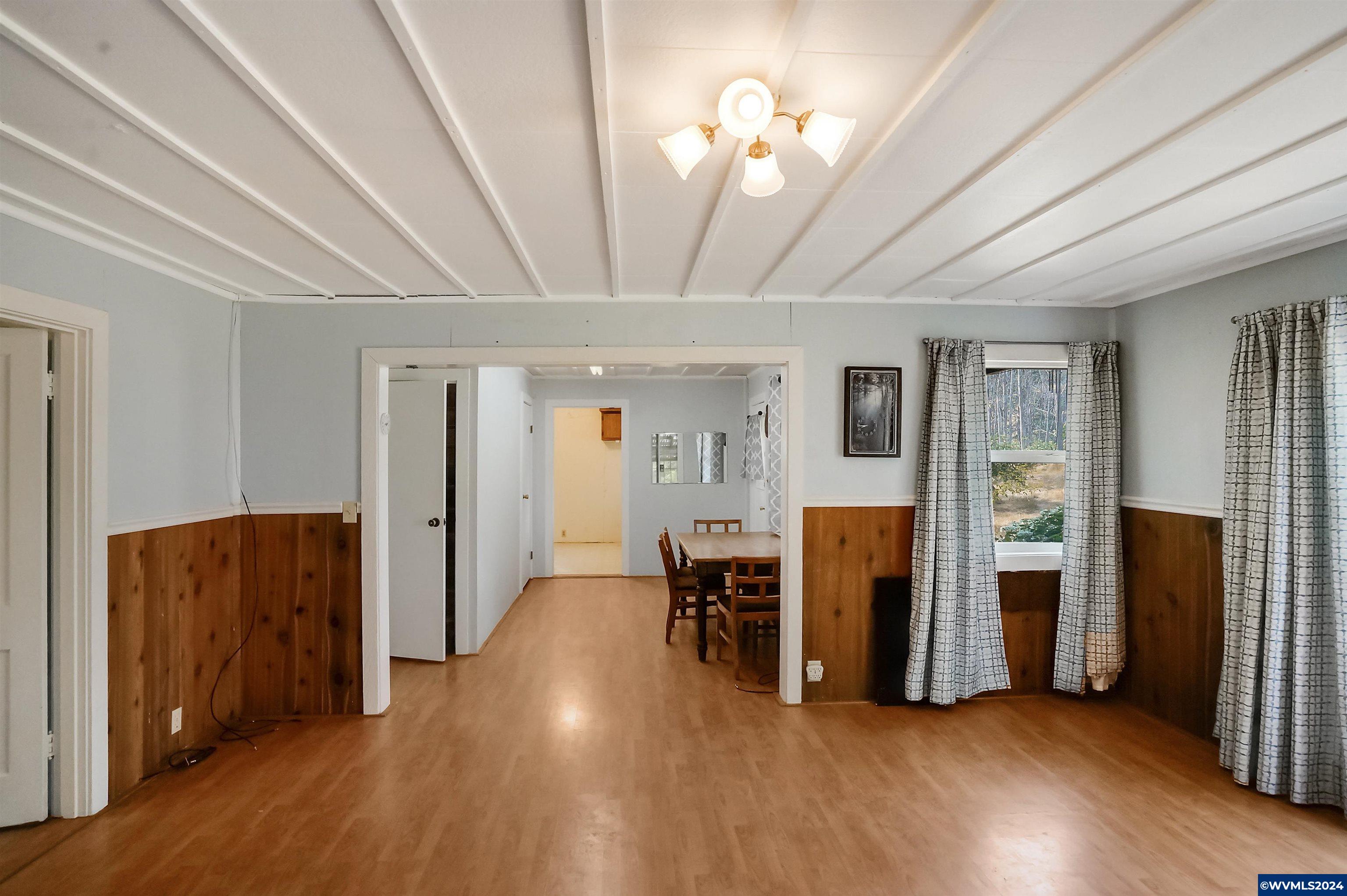 32375 North Fork Road Lyons, OR 97358 - Photo 6 of 46 Gallery Image 6