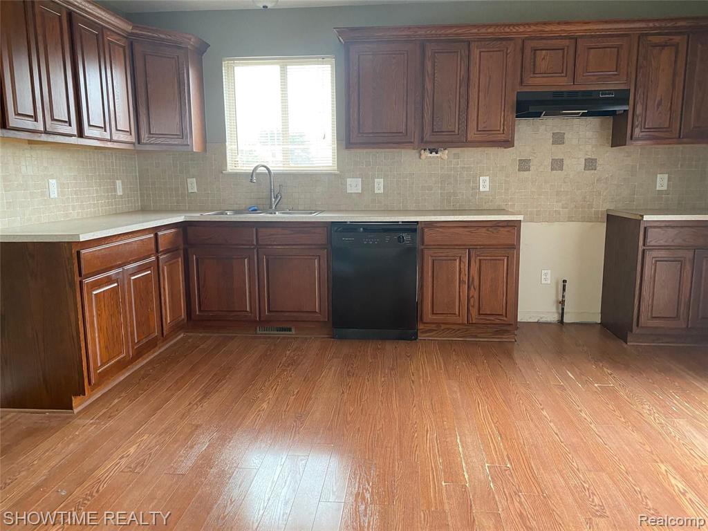 12224 19 Mile Road Sterling Heights, MI 48313 - Photo 7 of 37