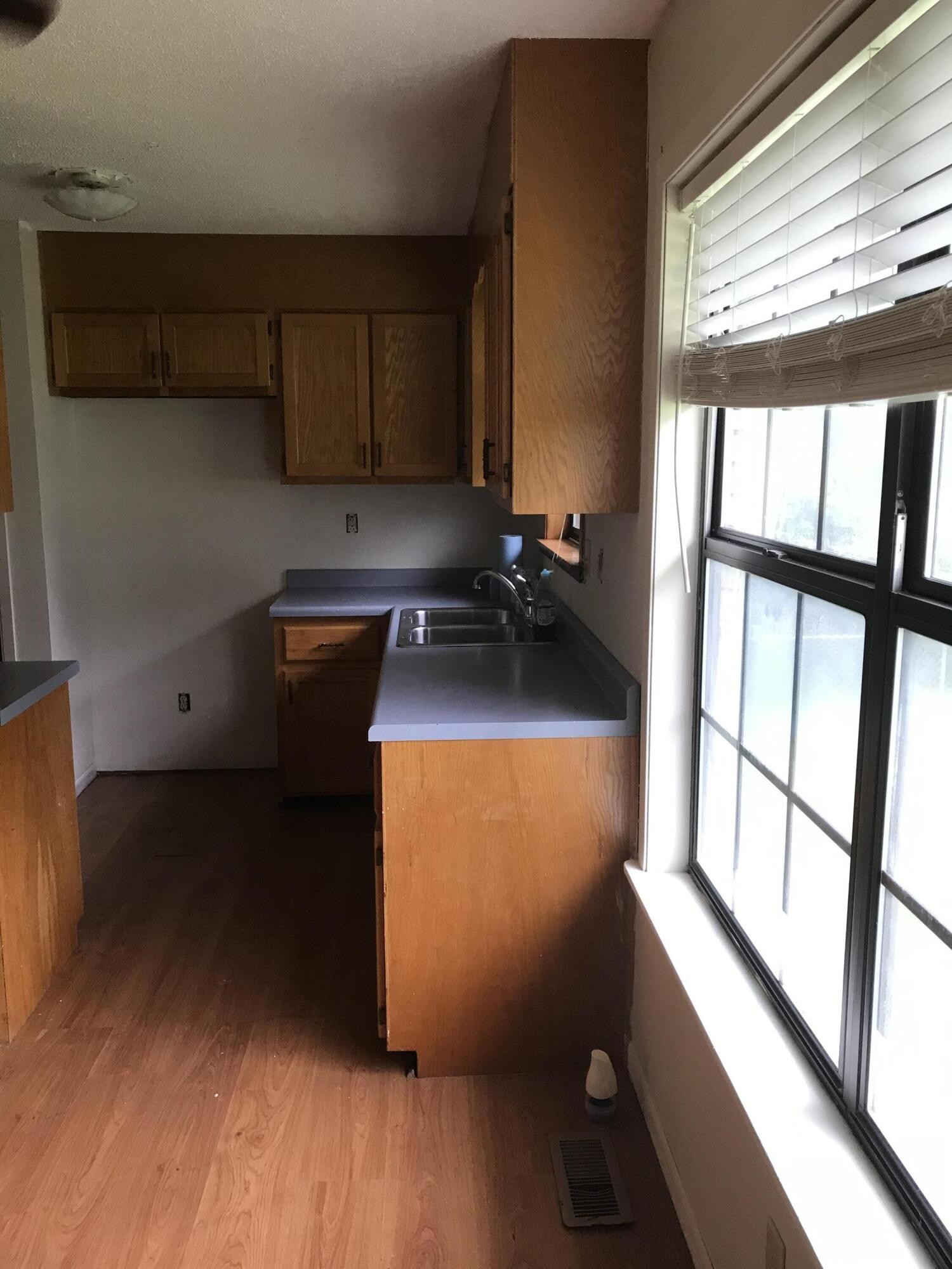 1246 Ridge Road Caryville, TN 37714 - Photo 21 of 31 Gallery Image 21