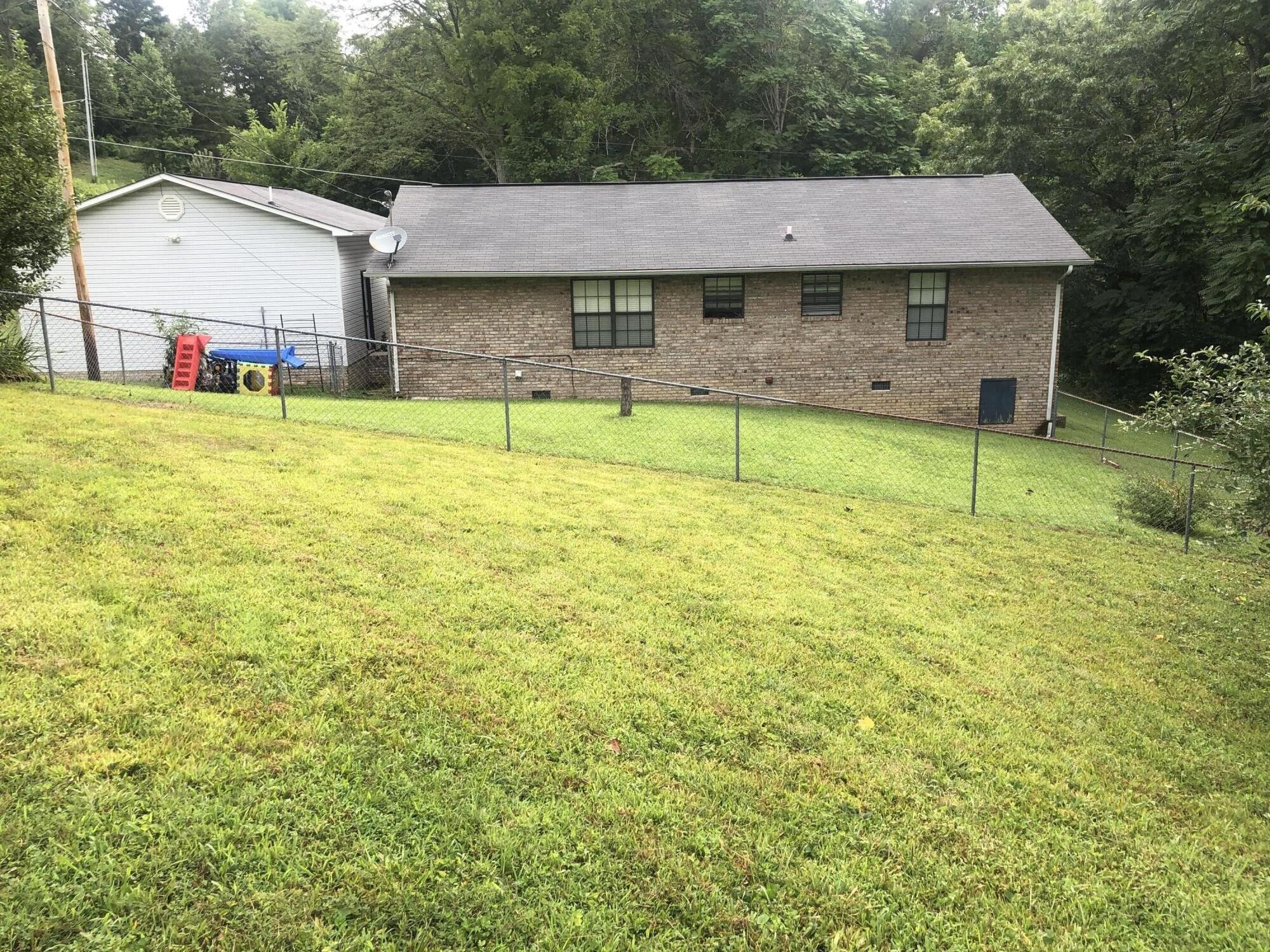 1246 Ridge Road Caryville, TN 37714 - Photo 9 of 31 Gallery Image 9