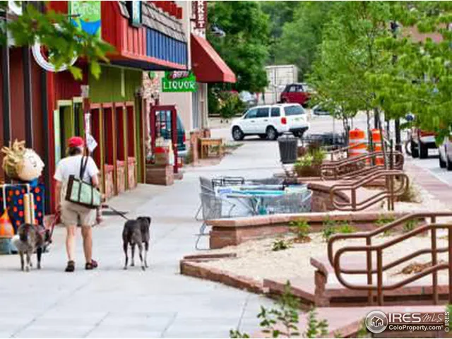 $379,500 | 346 McConnell Drive, Lyons, CO 80540