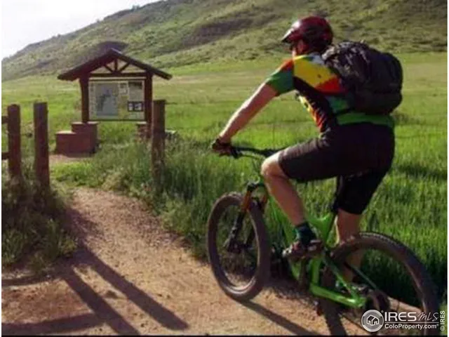 $379,500 | 346 McConnell Drive, Lyons, CO 80540