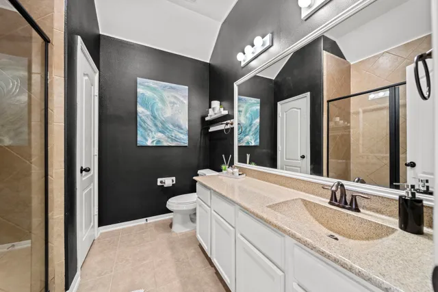 $305,000 | 2611 Winding Creek Way, Conroe, TX 77385