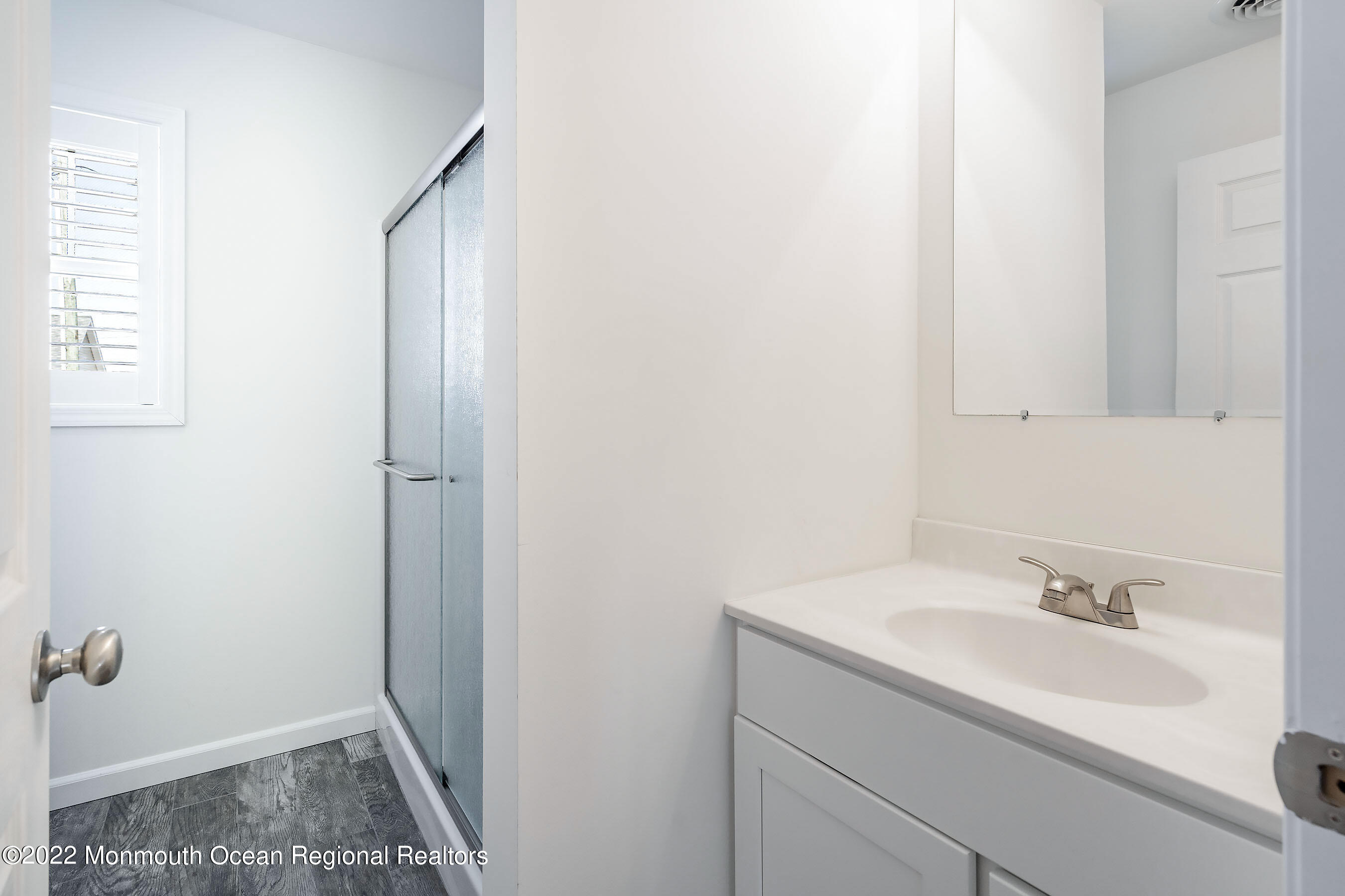 113 West Colony Road Lavallette, NJ 08735 - Photo 20 of 29 2nd fl. Bathroom