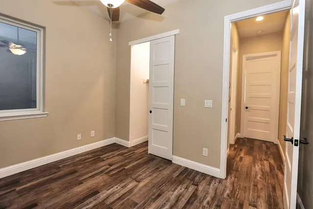 a view of utility room