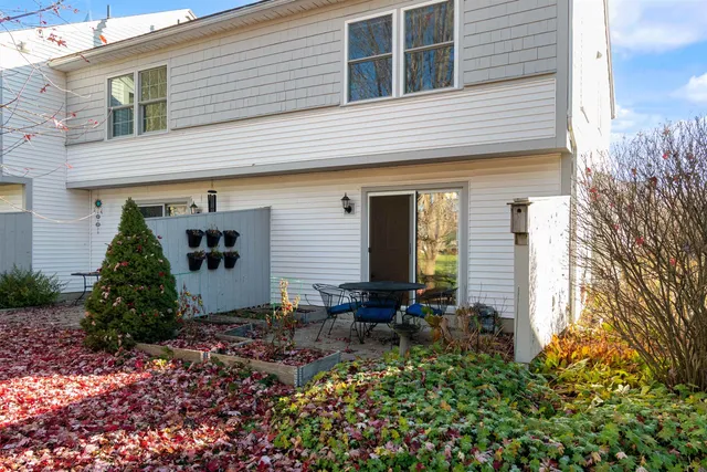 $431,000 | 102 Saybrook Road, Essex, VT 05452