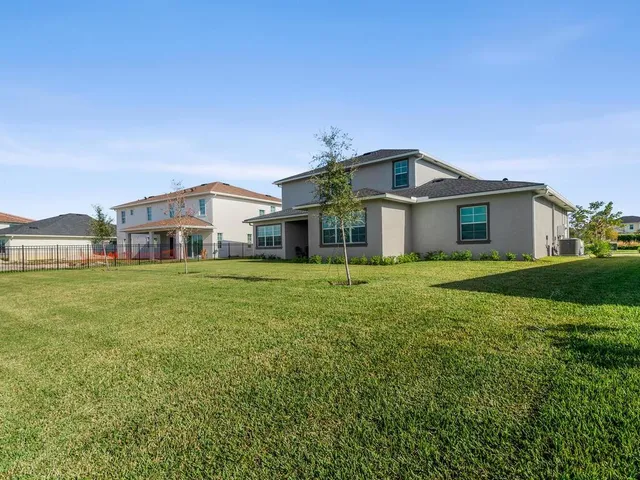 $1,100,000 | 769 Hookline Circle, Loxahatchee, FL 33470
