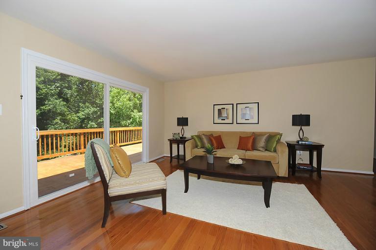 2408 Falling Creek Road Silver Spring, MD 20904 - Photo 15 of 28 Family Room