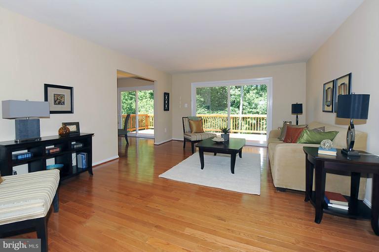2408 Falling Creek Road Silver Spring, MD 20904 - Photo 16 of 28 Family Room