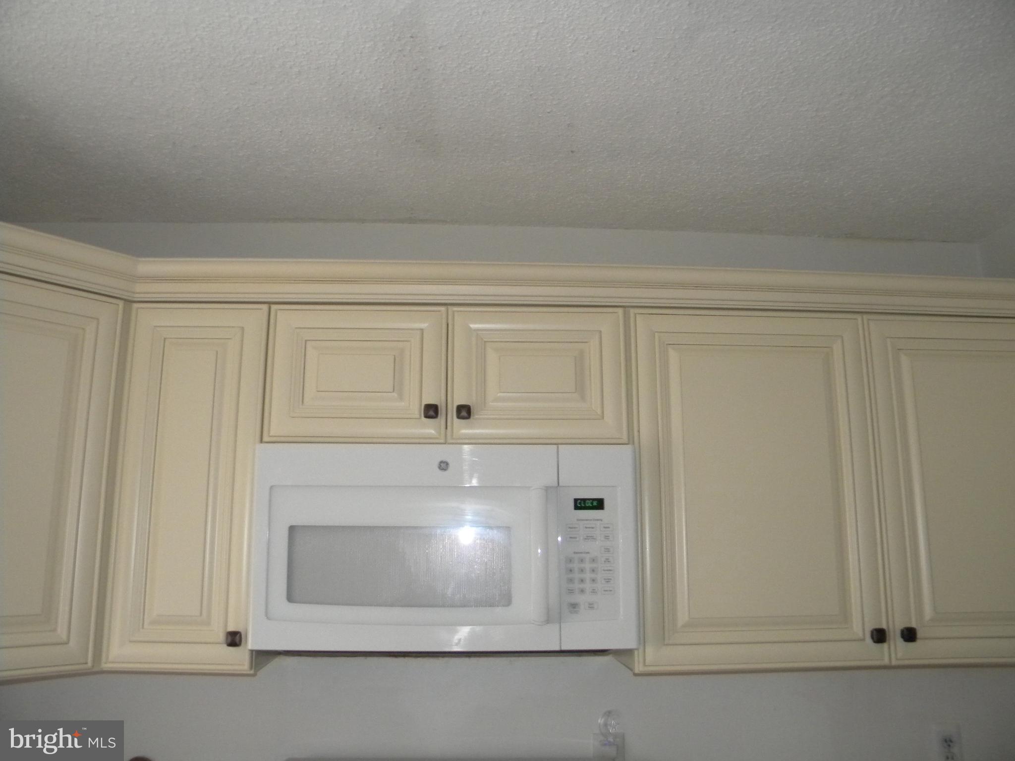 16 Sycamore Road, Unit A Manahawkin, NJ 08050 - Photo 3 of 7