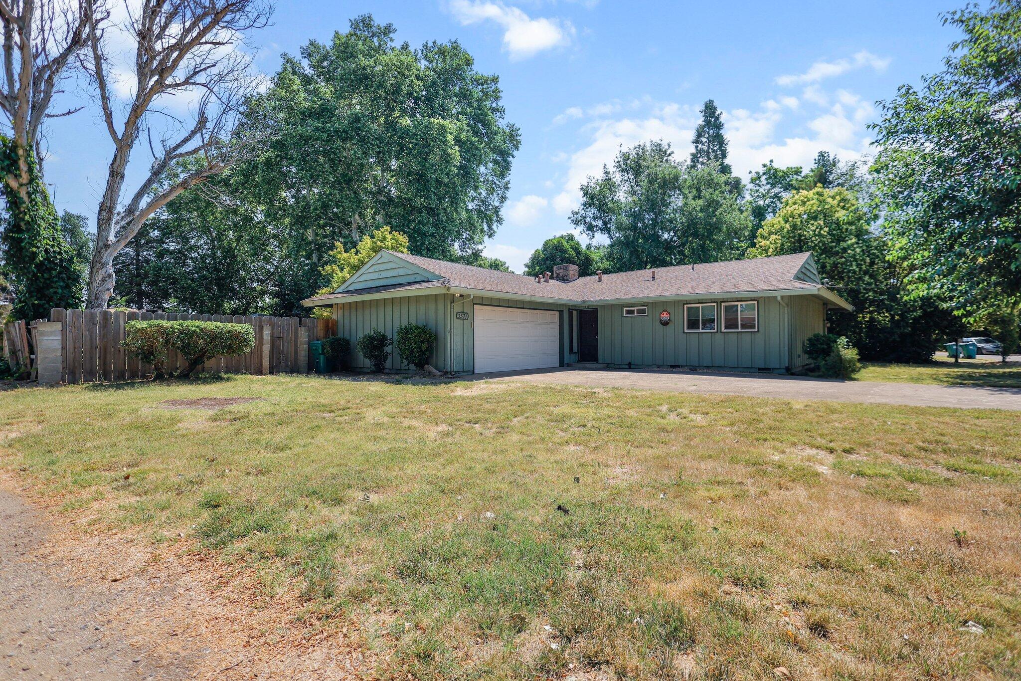 3371 Bardick Road Anderson, CA 96007 - Photo 2 of 34 Front