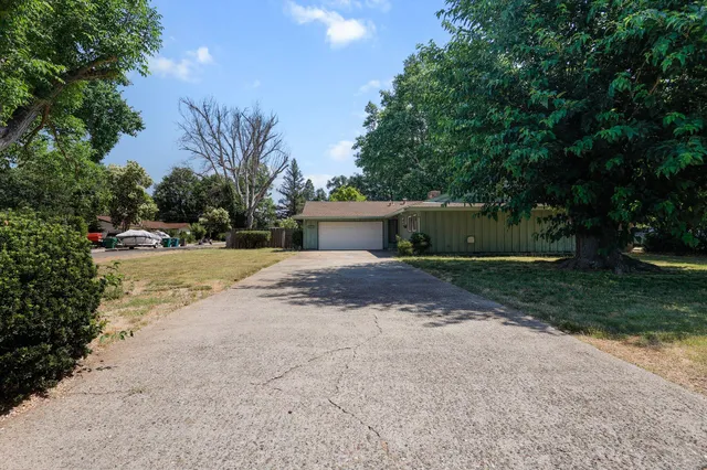 $390,000 | 3371 Bardick Road, Anderson, CA 96007