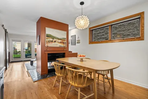 $649,900 | 1050 West Webster Avenue, Unit 1E, Chicago, IL 60614
