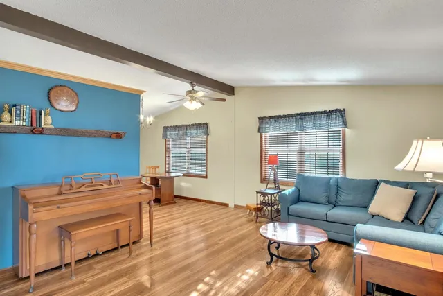 $228,000 | 1022 Alamo, Newton, KS 67114