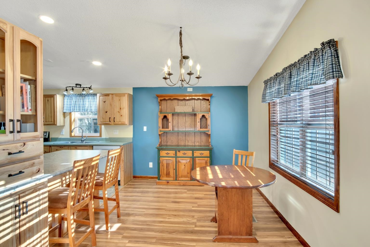 1022 Alamo Newton, KS 67114 - Photo 14 of 36