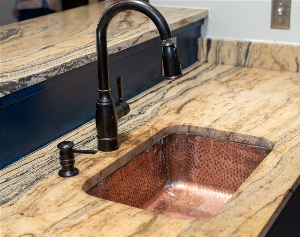 494 Woonasquatucket Avenue, Unit 209 North Providence, RI 02911 - Photo 15 of 17