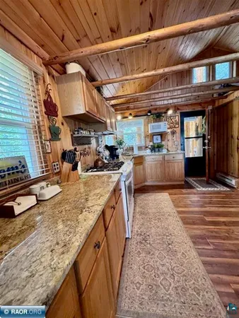 $749,500 | 3069 Black Bay Road, Cook, MN 55723