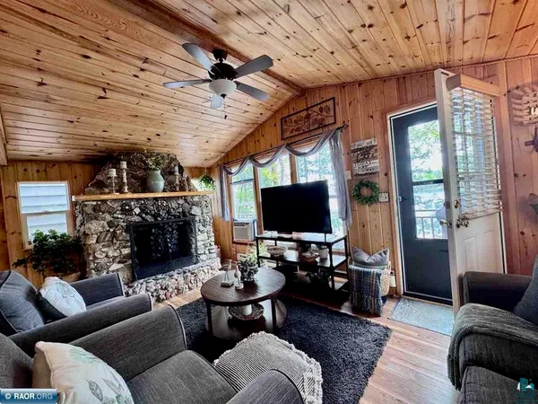 $749,500 | 3069 Black Bay Road, Cook, MN 55723
