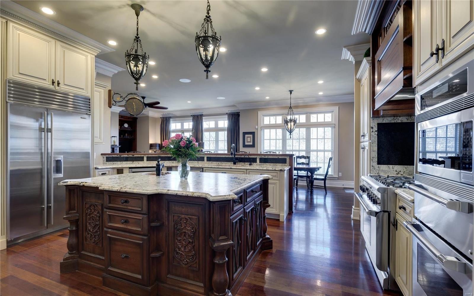 809 Warson Road Ladue, MO 63124 - Photo 16 of 40