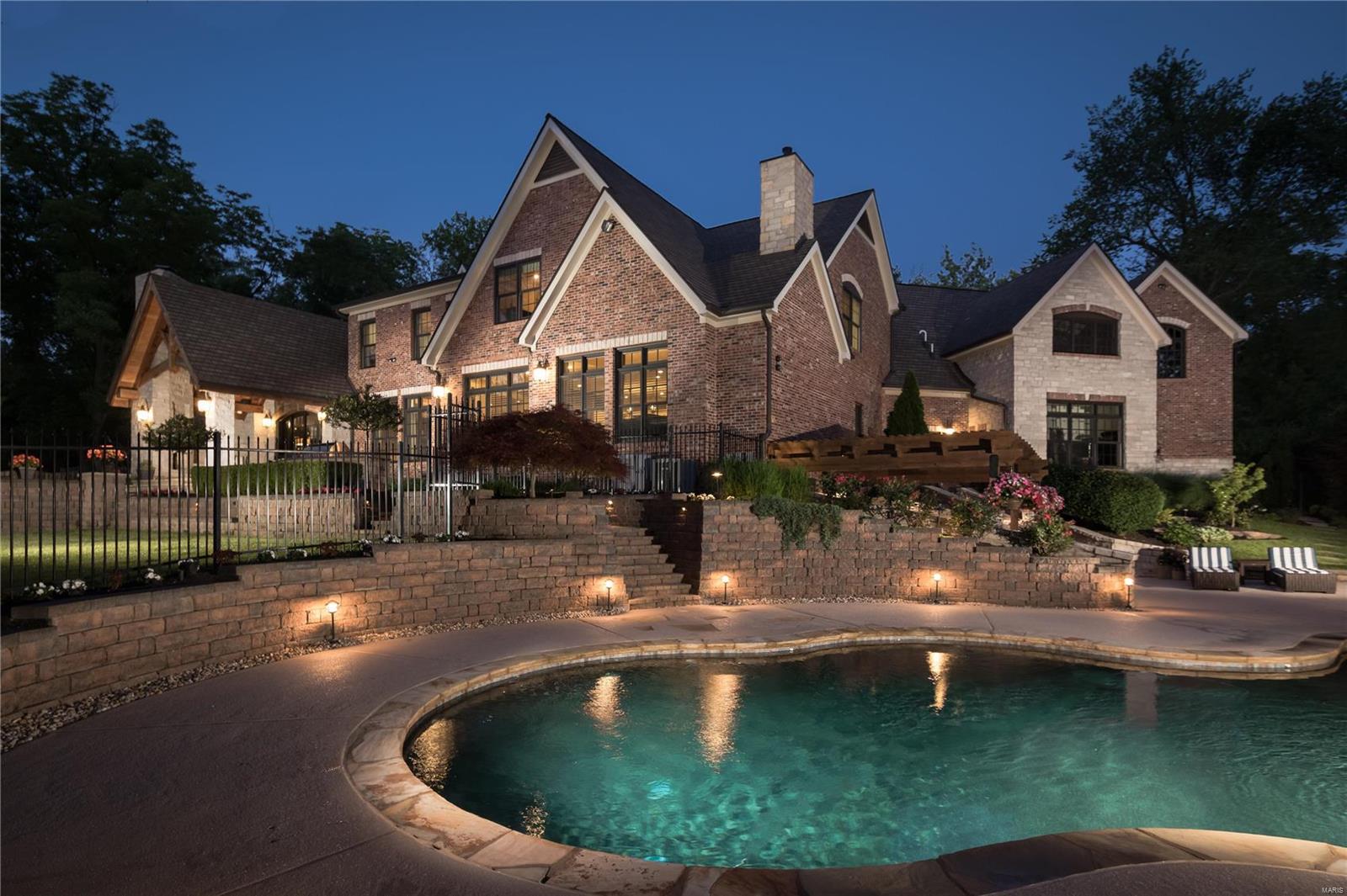 809 Warson Road Ladue, MO 63124 - Photo 3 of 40