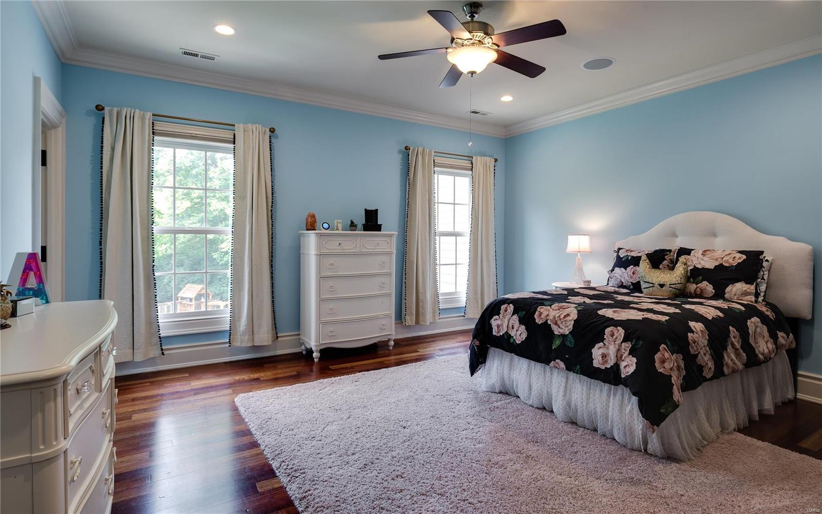 809 Warson Road Ladue, MO 63124 - Photo 25 of 40