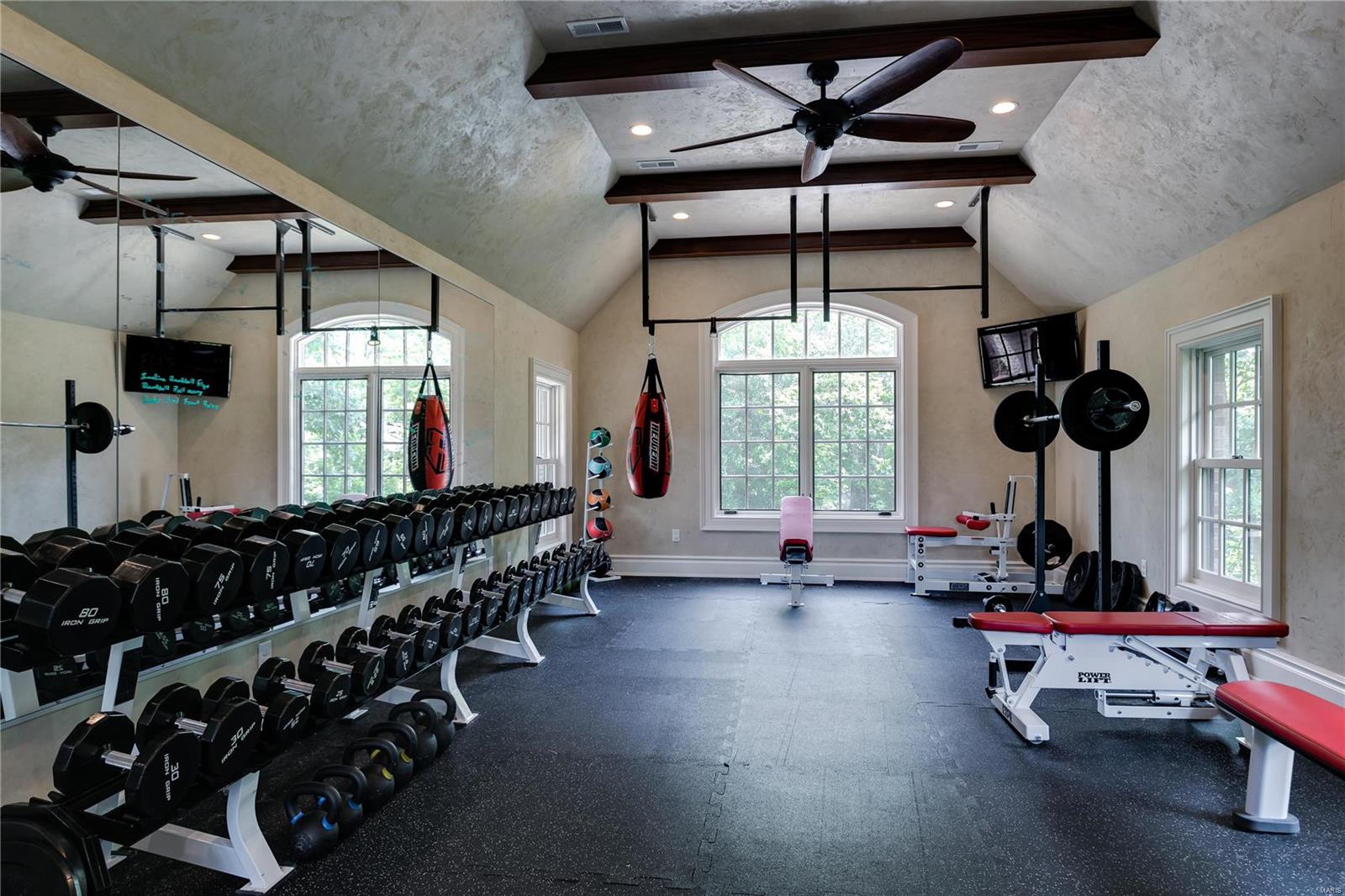 809 Warson Road Ladue, MO 63124 - Photo 29 of 40