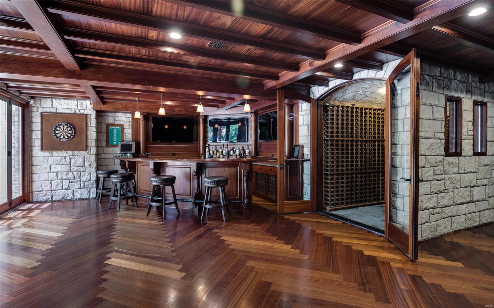 809 Warson Road Ladue, MO 63124 - Photo 31 of 40