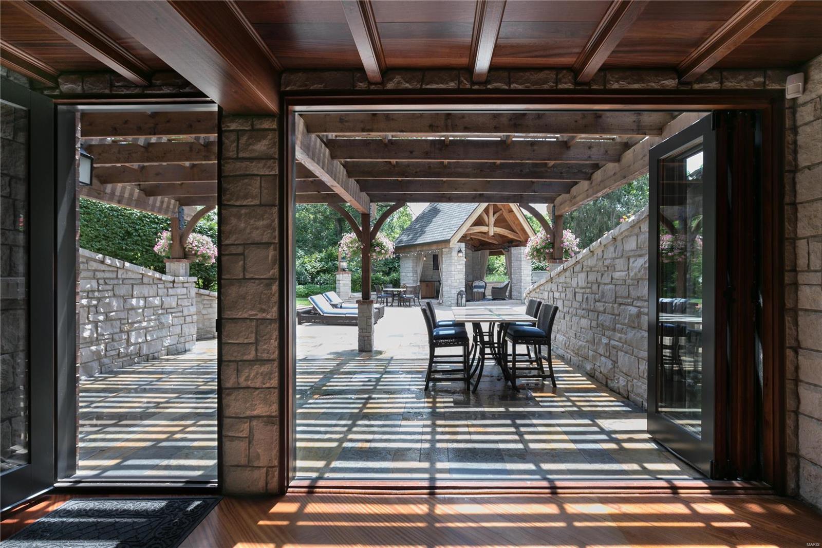 809 Warson Road Ladue, MO 63124 - Photo 36 of 40