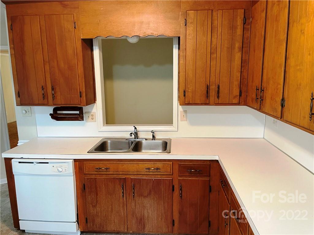 1598 Bloomfield Road Rock Hill, SC 29732 - Photo 7 of 30 Gallery Image 7