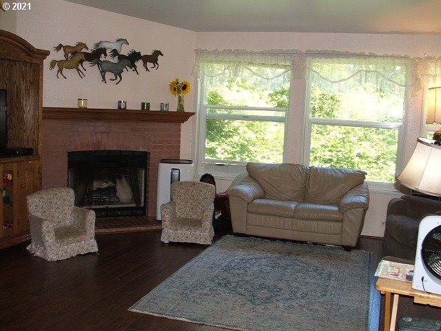 67898 Meissner Road Deer Island, OR 97054 - Photo 11 of 25 Gallery Image 11