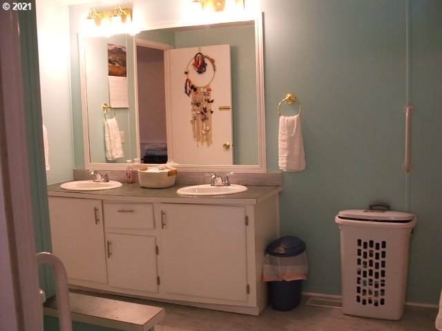 67898 Meissner Road Deer Island, OR 97054 - Photo 14 of 25 Gallery Image 14