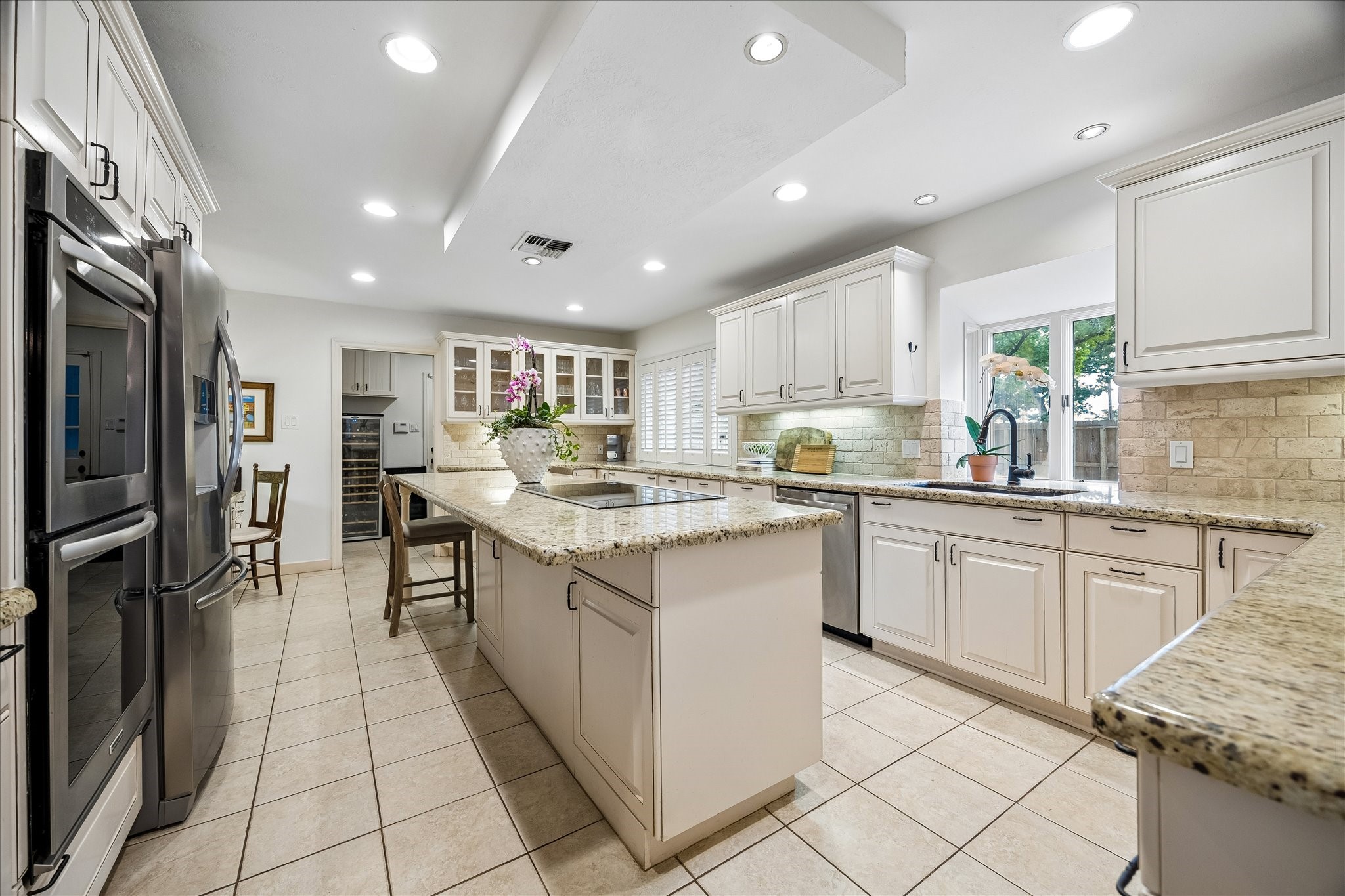 13931 Taylorcrest Road Houston, TX 77079 - Photo 17 of 50