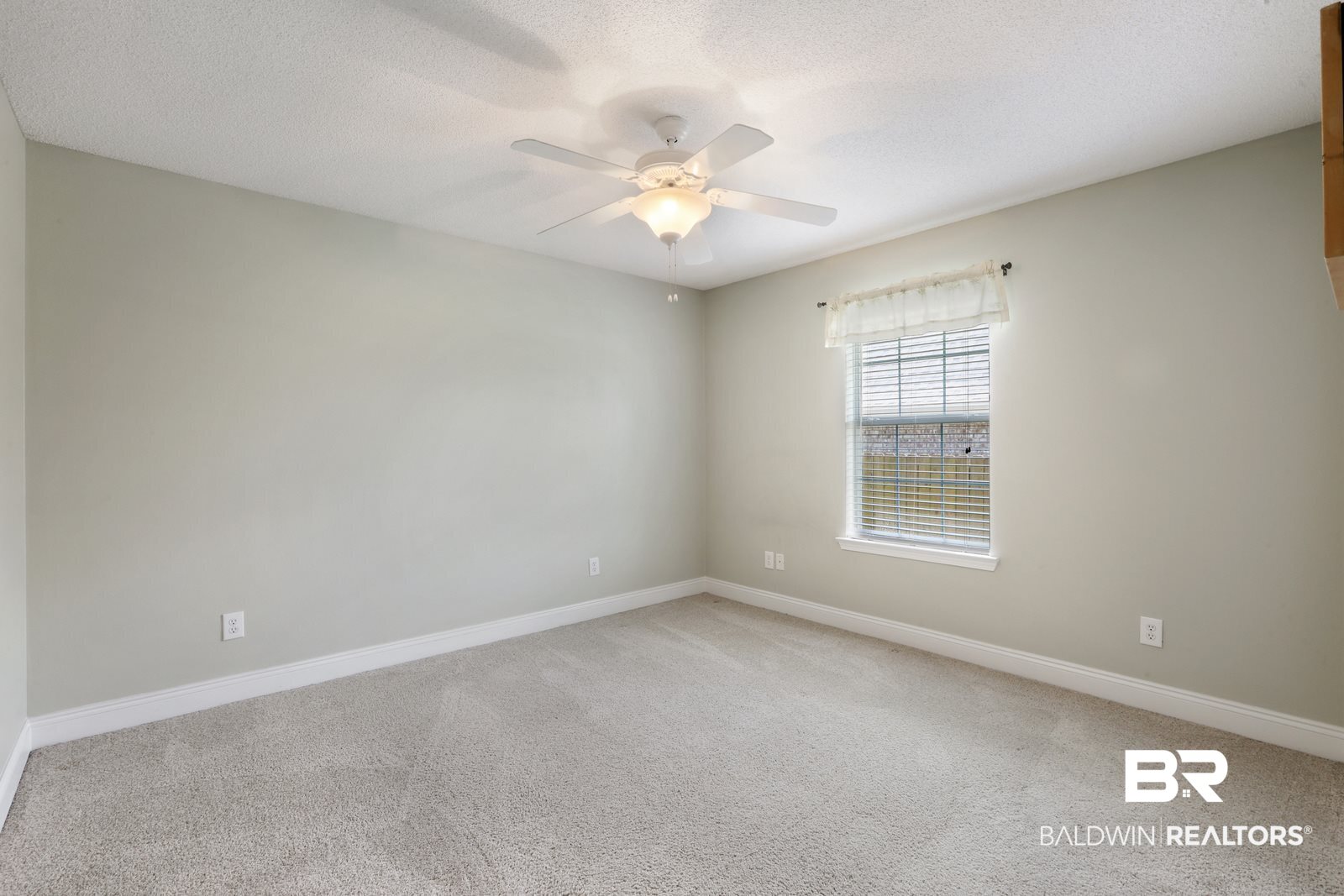 1074 Destin Avenue Foley, AL 36535 - Photo 14 of 22